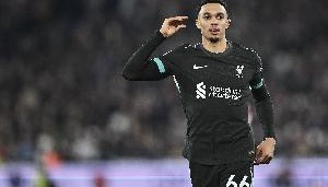 泰晤士：皇马对签下阿诺德充满信心，将在正式达协议后通知利物浦