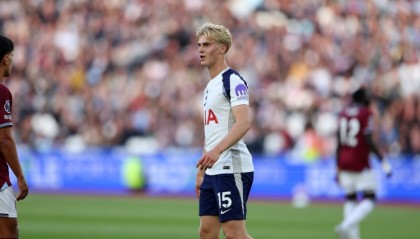 百家乐平台官网-热刺官方：贝里瓦尔对多特时高位踝关节扭伤 周五接受了脚踝手术